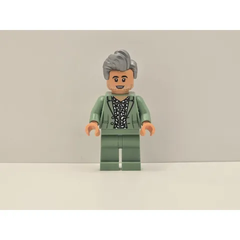 LEGO Queer Eye Minifigure que001 Tan France New Genuine Collectible