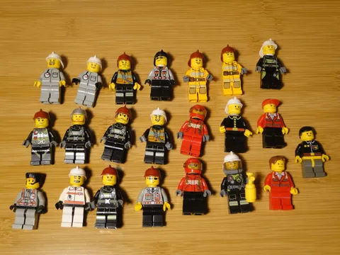 Lego Firefighter Minifigures LOT First Responders FD City Lot Paramedics