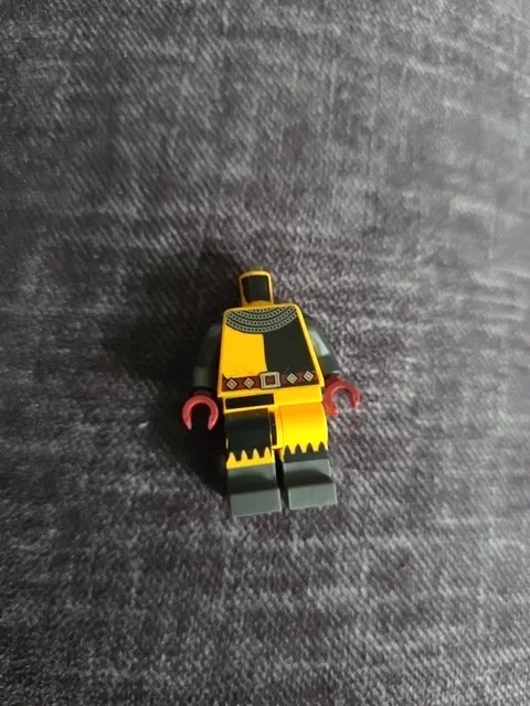Lego CMF Series 20 Tournament Knight Minifigure Not Complete, Nice Condition! 