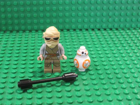 Lot 2 LEGO Star Wars Minifigures  Rey BB8 BB-8 75099 75105 75178 75148 75236 R54