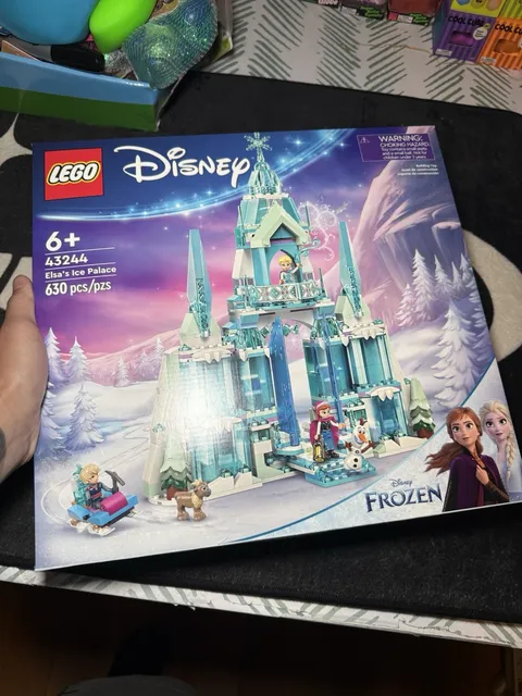 New LEGO Set 43244 Disney Princess Frozen: Elsa's Ice Palace 