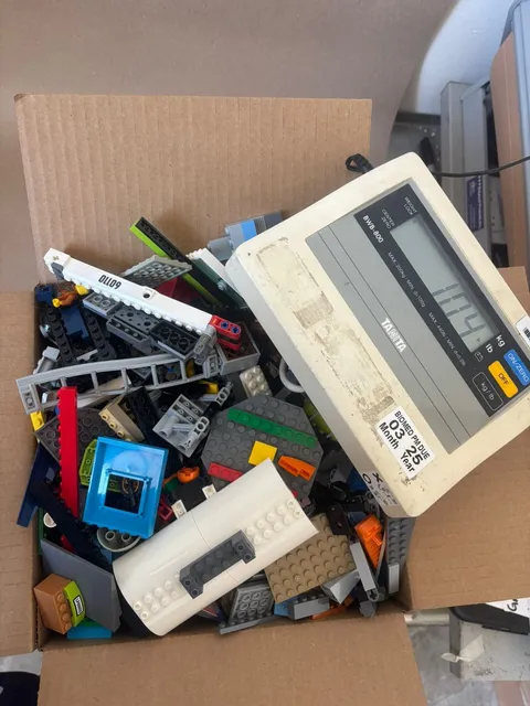 Lego Lot 10.4 Pounds Parts Pieces Loose Building Blocks Mini Figs Clean Bulk
