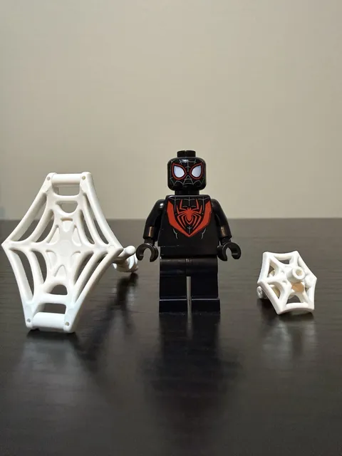 Lego Marvel Miles Morales Spider-man Minifigure (sh1099) From Set 76342