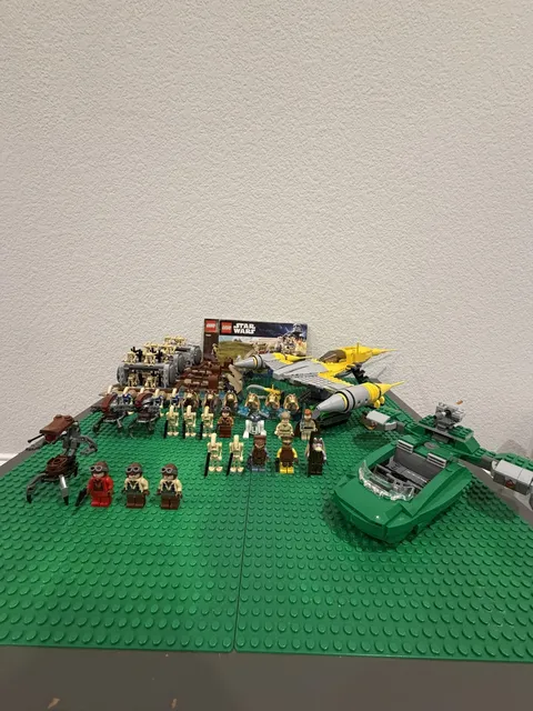 LEGO Star Wars Naboo Starfighter 75092 Flash Speeder 75091 Battle of Naboo Lot