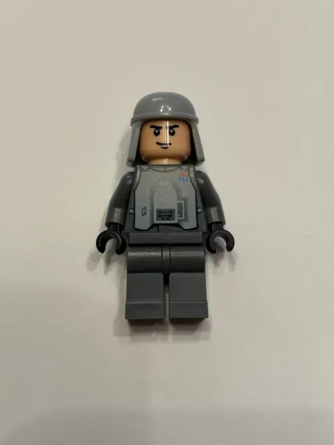 Lego Star Wars Imperial Officer (Set 8084 - Snow Trooper Battle Pack)