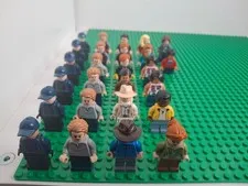 LEGO Jurassic Park 26 Minifigures Bundle - Genuine LEGO - New & Used