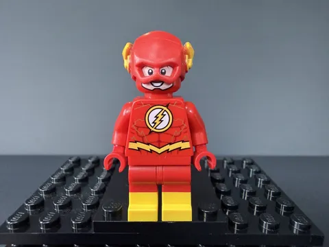 LEGO Super Heroes Batman II sh0549 Minifigure The Flash Yellow Boots From 76117