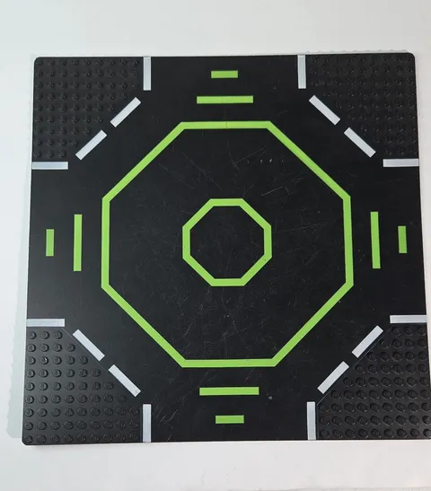 LEGO Baseplate Road 32 x 32 9-Stud Landing Pad with Green Octagon 6099p02 Black