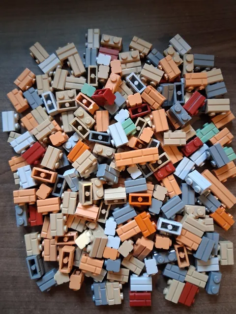 LEGO 215 1x2 & 1x4 Masonry Brick Bulk Lot - Mixed Colors