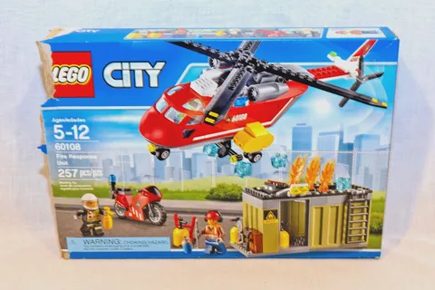 LEGO CITY: Fire Response Unit (60108)