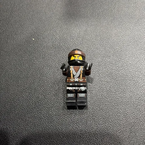 LEGO Ninjago Cole Dragon Masters Minifigure - njo0449 - Set 70645