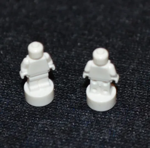 (2) 1x1 White Statue / Trophy Figures ( Minifigure Accessory) ~ NEW Lego Parts ~