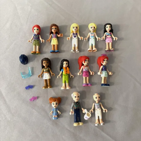 Lego Friends Random Female Girl Accessories Minifigures Marcel Ava, Lot of 12