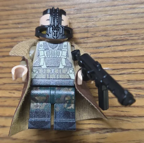 LEGO Custom Bane Minifigure w/ Cloth Cape & Gun