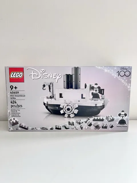 Lego Disney 100 Mini Steamboat Willie 40659 GWP Retired Sealed Mickey Mouse
