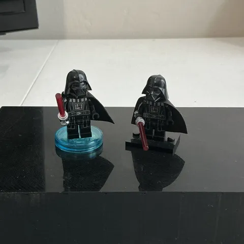 Lego Star Wars Darth Vader Minifigures Cape White Head, Red Saber