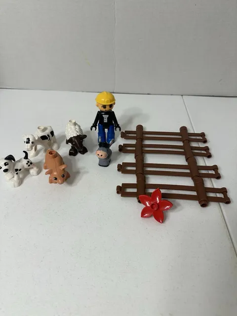 Lego Duplo Farm Animals And Pieces 
