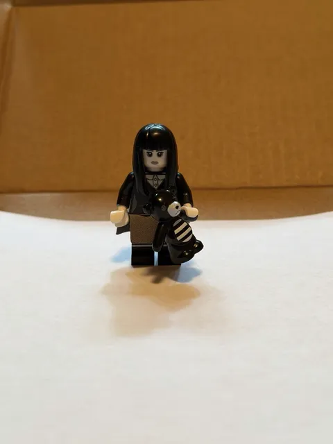 Lego Series 12 Minifigure - SPOOKY GIRL (col194)