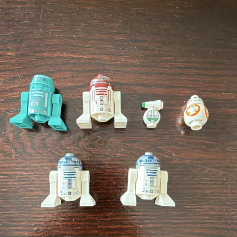 LEGO Star Wars Astromech Droid Plastic Minifigure Lot of 6 - R2-D2 & BB-8