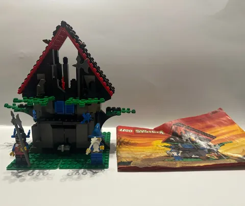 LEGO 6048 Majisto's Magical Workshop with Instructions