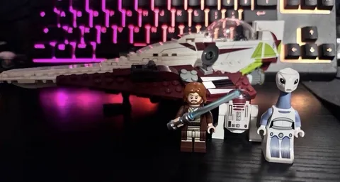 LEGO Star Wars Obi-Wan’s Jedi Starfighter 75333