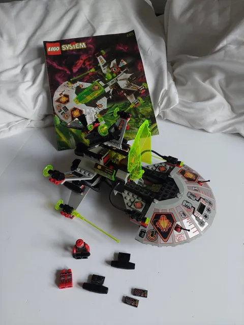 LEGO 6915 Space: Warp Wing Fighter nearly complete w/ Manual & Box