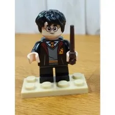LEGO Harry Potter Minifigure, Wand & Stand from 2022 Advent Calendar Day 3