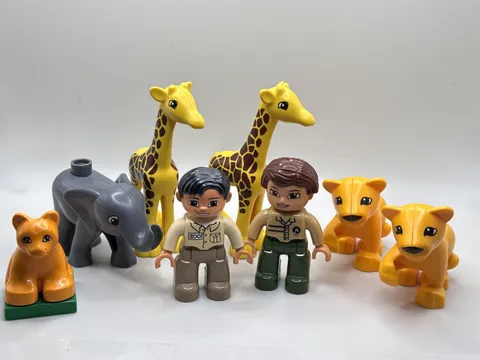 Lego Duplo Lot of 8 Duplo Zoo Animals And Zoo keepers Lot Bundle Giraffe Elephan