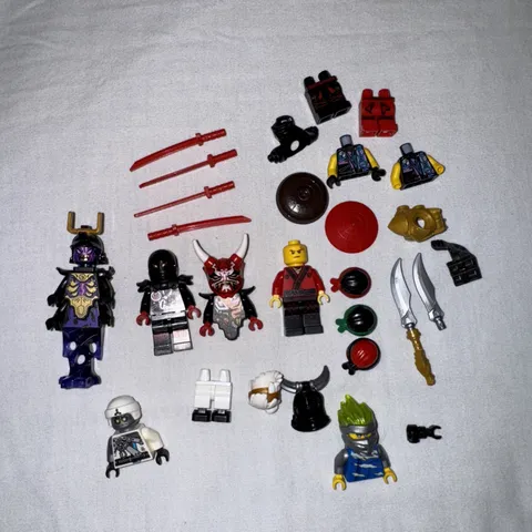 LEGO Ninjago Mini Figures & Parts Lot 