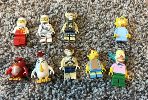 9 Lego minifigures Simsons, Angry Birds Astronaut Crusty the Clown Maggie Nelson