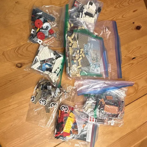 LEGO Star Wars Bulk Lot in Polybag Packaging w / Pieces no figure