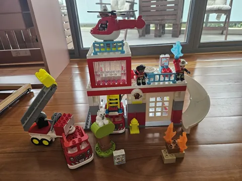 Lego Duplo 10970 Fire Station & Helicoptor  + 10969 Fire Engine