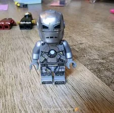 Lego Sh0565 Super Heroes Iron Man Mark 1 Minifigure 