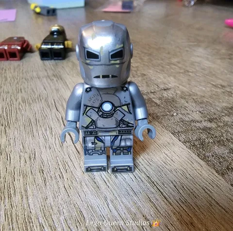 Lego Sh0565 Super Heroes Iron Man Mark 1 Minifigure 