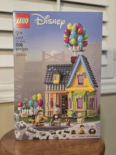 LEGO Disney Up House 43217 Complete Set 598 pcs Box Russell Carl Dug