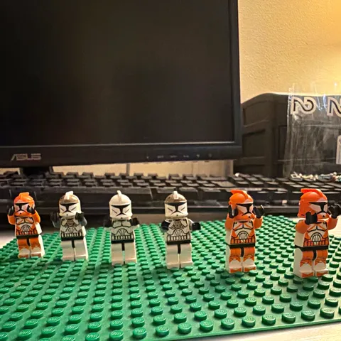 LEGO Star Wars Clone Trooper Minifigure Lot of 6 - White & Orange Armor