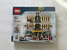 LEGO Creator Expert Grand Emporium #10211 — BRAND NEW SEALED IN ORIGINAL BOX