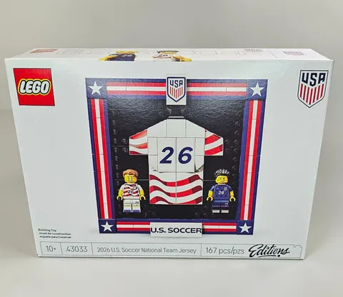 Lego Editions 2026 U.S. Soccer 43033 National Team Jersey Set New Sealed