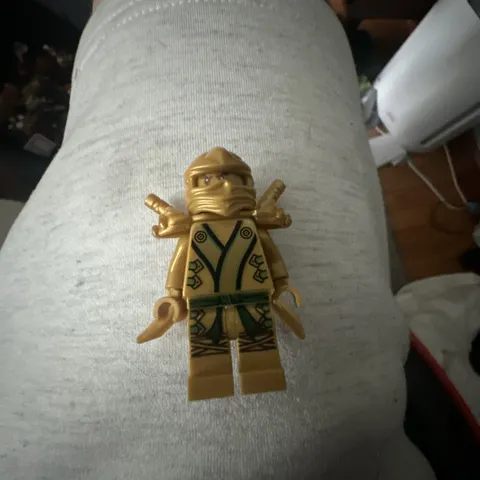 Lego Ninjago GOLDEN LLOYD Minifigure The Final Battle
