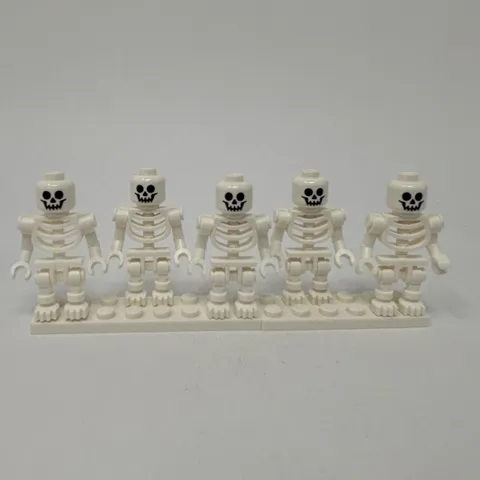 Lot of 5 Lego Skeleton Minifigures White Castle Pirate Army Halloween gen047