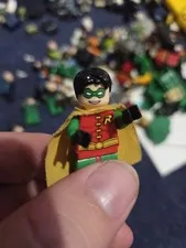 LEGO Robin Minifigure BAT025 - 7885 DC Batman I Robins Scuba Jet 2008