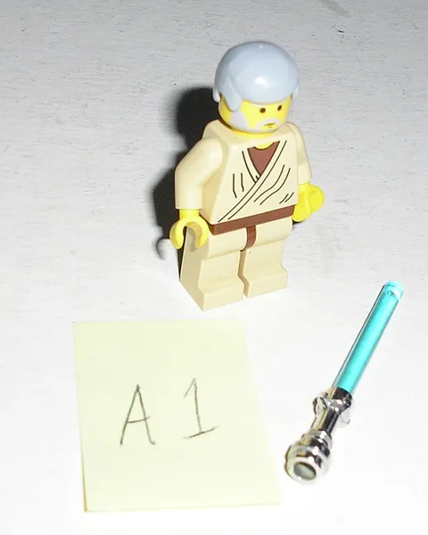 Lego Star Wars OBI-WAN BEN KENOBI (Old, Light Gray Hair) Minifigure 7110 *A1*
