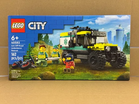 LEGO CITY: (40582) 4x4 Off-Road Ambulance Rescue New Factory Sealed Set