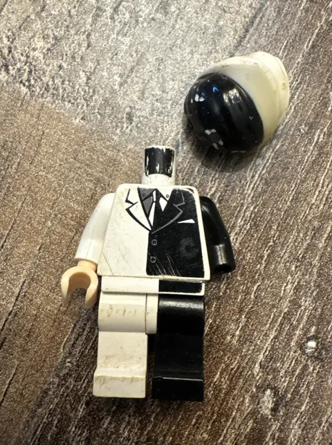 LEGO Batman I Two Face - Black Stripe Hips bat004 - Read Description