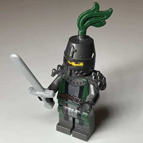 LEGO Series 15 Frightening Knight Minifigure 71011 Castle CMF Col230 Col15-3