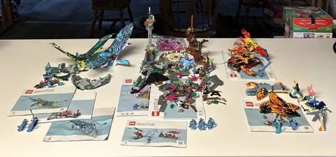 LEGO Used Lot Avatar Neytiti Banshee 75572, Tree Of Souls 75574, Skimwing 74576