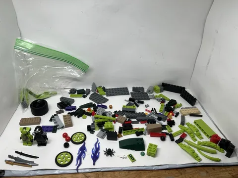 LEGO NINJAGO: Lasha's Bite Cycle (9447)  With Minifigs Near Complete
