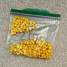 217 Yellow flat 1x1 Lego pieces
