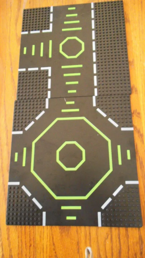 Lego Landing Pad Base plate Alpha Centauri Outpost Space Station