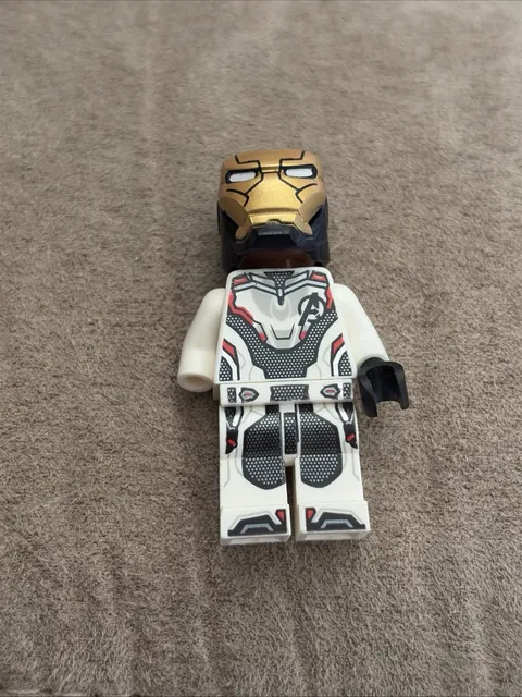 LEGO Superheroes Minifigure Iron Man White Jump Suit Missing Hand